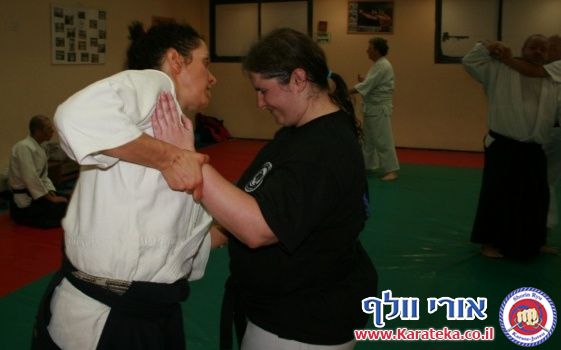 27-7-2009 שיעור משותף עם קבוצת אייקידו של אירית סנסאי