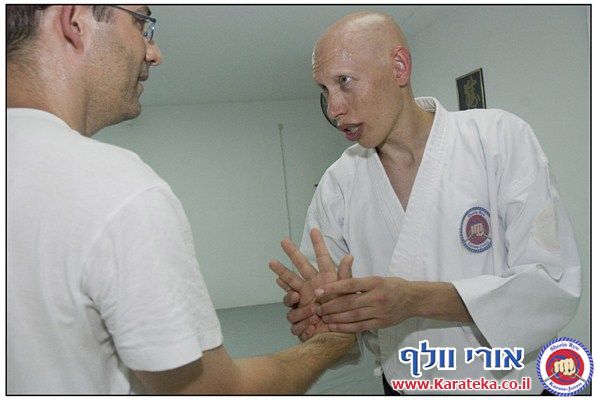 שיעור מיוחד בהשתתפות ג'ייל סנסאי (קראטה), אירית סנסאי (אייקידו), שרון פרידמן מסיסטמה, ורונן סנסאי (אייקידו). תודה רבה לערן מלמד על התמונות הנפלאות