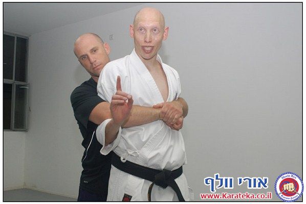 שיעור מיוחד בהשתתפות ג'ייל סנסאי (קראטה), אירית סנסאי (אייקידו), שרון פרידמן מסיסטמה, ורונן סנסאי (אייקידו). תודה רבה לערן מלמד על התמונות הנפלאות