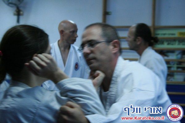 שיעור משותף עם ישראל טונג'י סנסאי המלמד אייקיג'וטסו. 14-11-2010