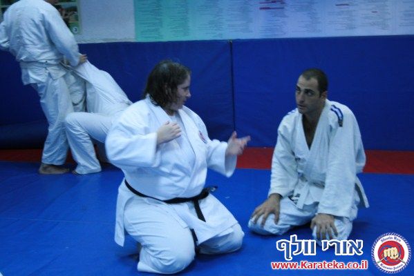 שיעור משותף עם ישראל טונג'י סנסאי המלמד אייקיג'וטסו. 14-11-2010
