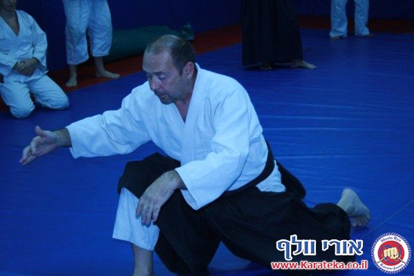 שיעור משותף עם ישראל טונג'י סנסאי המלמד אייקיג'וטסו. 14-11-2010