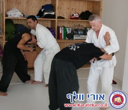 4/2011 אייקידו ישראל, לוחן אטמי ושורין ריו קראטה ג'וטסו ישראל נפגשים לאימון משותף שני בשנת 2011. קראטה, קונג פו ואייקידו. נושא האימון- השתחררות מתפיסות ומחניקות.... היה מעניין מאוד!!!