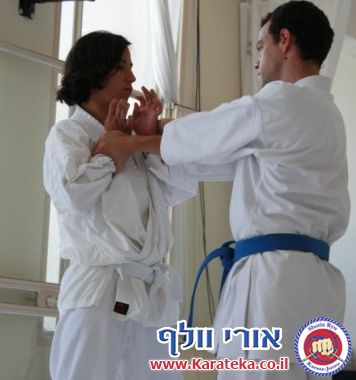 בחינה לדרגות קיו 9+8 ולקיו 5 של חלק מתלמידי בית הספר. הבחינות נערכו בסטודיו הראשי בתל אביב