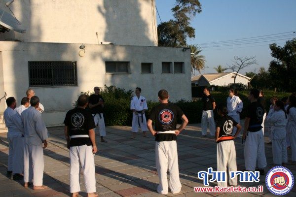 2-3/12/2011 מחנה אימונים של סוף שבוע בהשתתפות מורה אורח מחו''ל. 