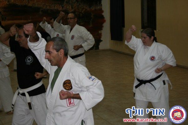 2-3/12/2011 מחנה אימונים של סוף שבוע בהשתתפות מורה אורח מחו''ל. 
