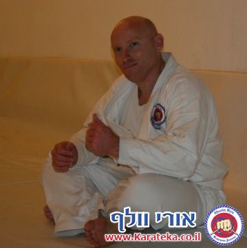 16/2/2012 עיבל נבחן לחגורה חומה וטל נבחן לחגורה צהובה. הבחינה ערכה כשלוש שעות. עיבל וטל הפגינו רוח אדירה ועברו את הבחינה בהצלחה. 