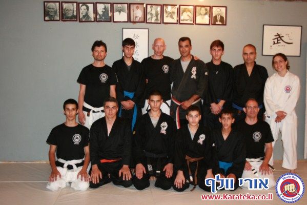7/6/2012 רובין ארקיע סנסאי המלמד אמריקאן גוג'ו ריו התארח בדוג'ו ה''מוסך'' לאימון משותף עם חניכיו