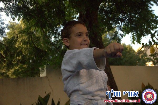 אימון סיכום שנה לקבוצת הלוחמים הקטנטנים בצהלה, גילאי 5.5-7, החניכים הציגו להורים את ההתקדמות ברמתם וביכולותיהם. היה כייפ!