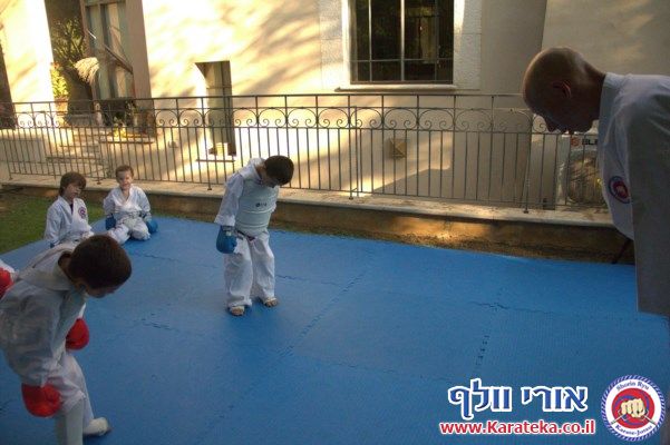 אימון סיכום שנה לקבוצת הלוחמים הקטנטנים בצהלה, גילאי 5.5-7, החניכים הציגו להורים את ההתקדמות ברמתם וביכולותיהם. היה כייפ!