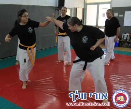 תרגיל לחץ מרובה משתתפים אשר התקיים לאחר אימון ארוך ומפרך כאשר היינו כבר עייפים... התרגיל דורש ריכוז וטכניקה נכונה גם כאשר הגוף מותש והראש מסוחרר