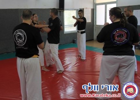 תרגיל לחץ מרובה משתתפים אשר התקיים לאחר אימון ארוך ומפרך כאשר היינו כבר עייפים... התרגיל דורש ריכוז וטכניקה נכונה גם כאשר הגוף מותש והראש מסוחרר