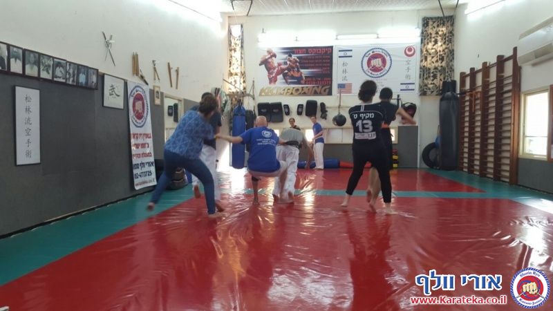 שיעור שבו ההורים מתאמנים יחד עם הנערים, חווים את השיעור ומגלים שפה משותפת ומבלים זמן איכות יחד. בזמן השיעור הנער הוא המוביל וההורה צריך לגלות הבנה והקשבה לנער